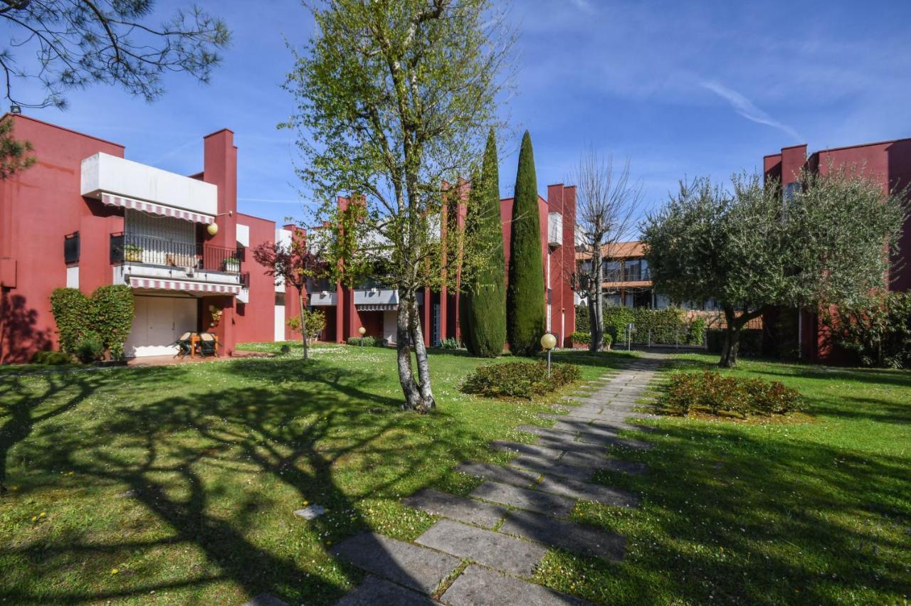 Holiday Sirmione Apartments Exterior photo