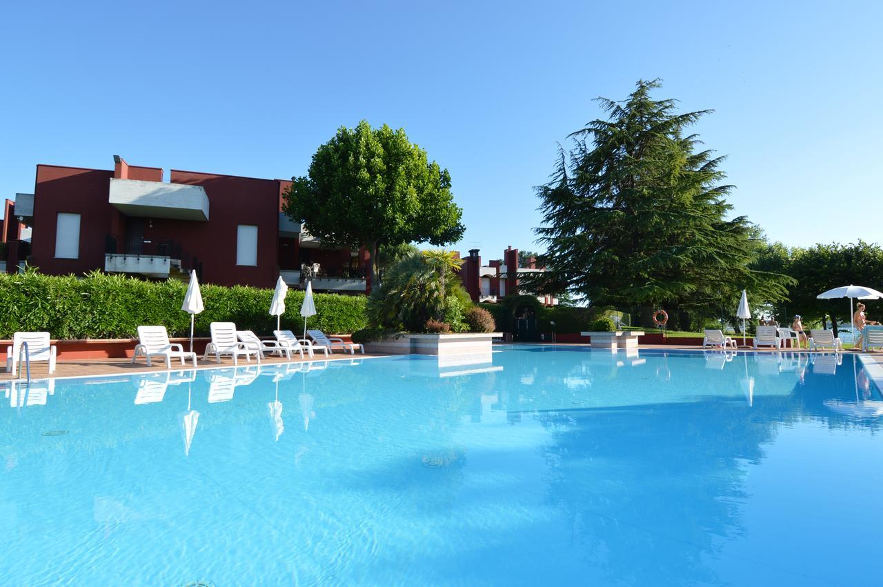 Holiday Sirmione Apartments Exterior photo