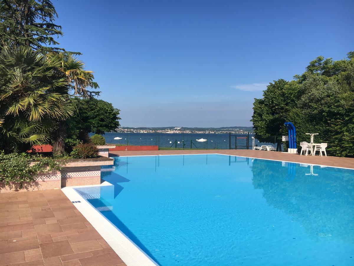Holiday Sirmione Apartments Exterior photo