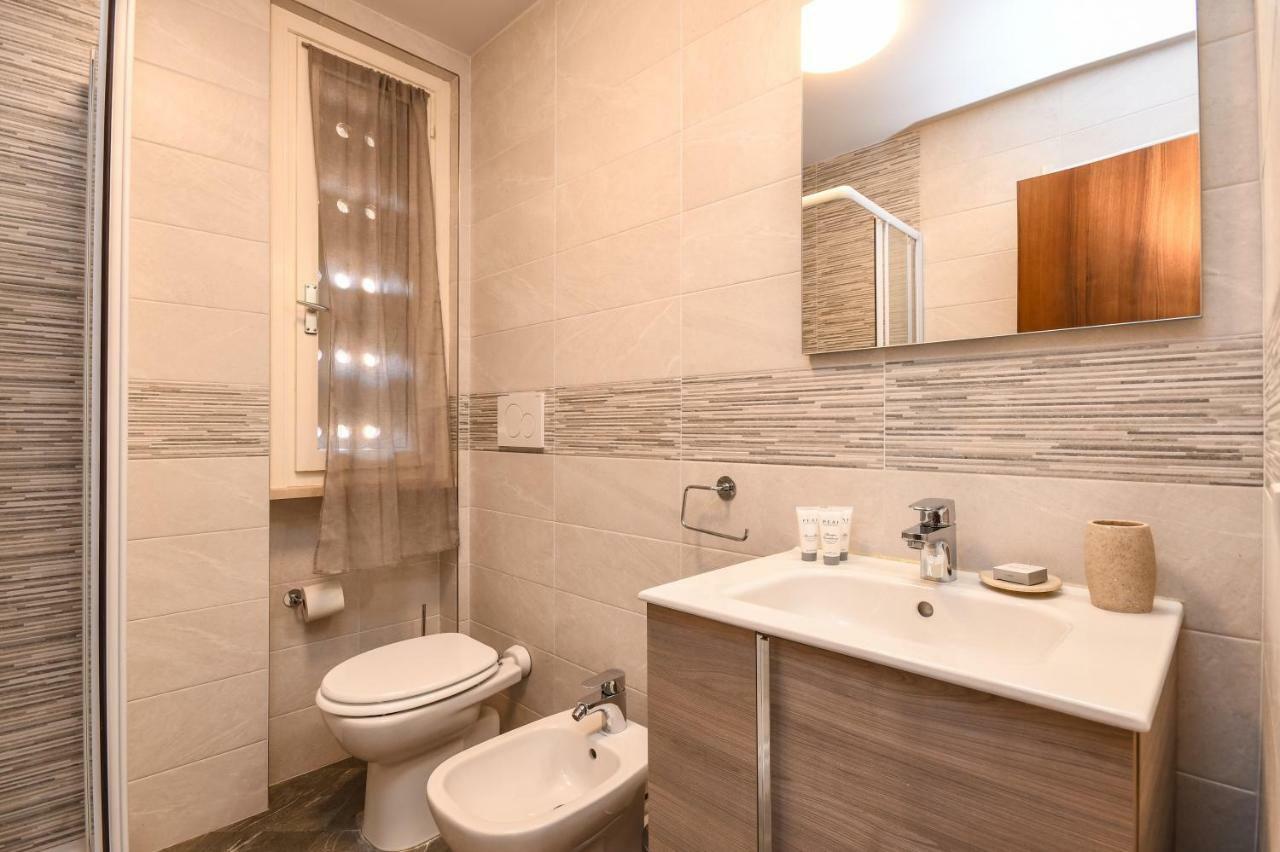 Holiday Sirmione Apartments Exterior photo